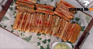 È sempre mezzogiorno | Pizza toast ricetta gemelli Billi