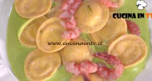 È sempre mezzogiorno | Ravioli di burrata con gamberi e piselli ricetta Michele Farru