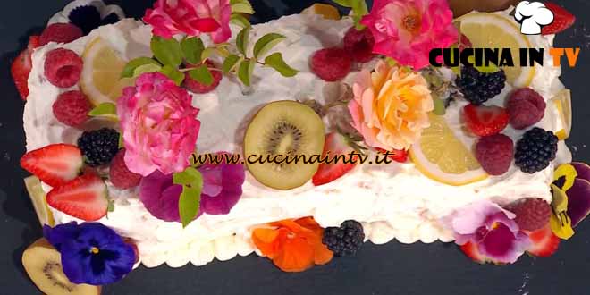 È sempre mezzogiorno | Trionfo di fiori e frutta ricetta Natalia Cattelani