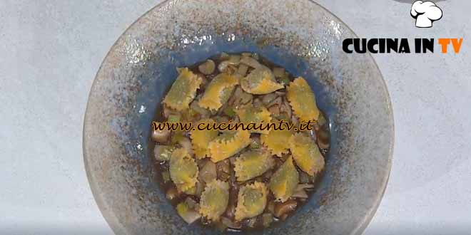 È sempre mezzogiorno | Agnolotti ai funghi ricetta Enrico Croatti