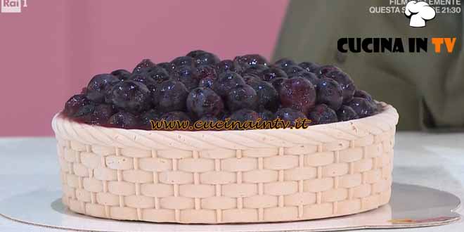 È sempre mezzogiorno | Cestino di uva fragola ricetta Sal De Riso