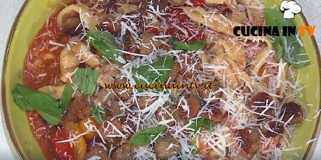 È sempre mezzogiorno | Gnocculi cavati al pomodoro ricetta Fabio Potenzano