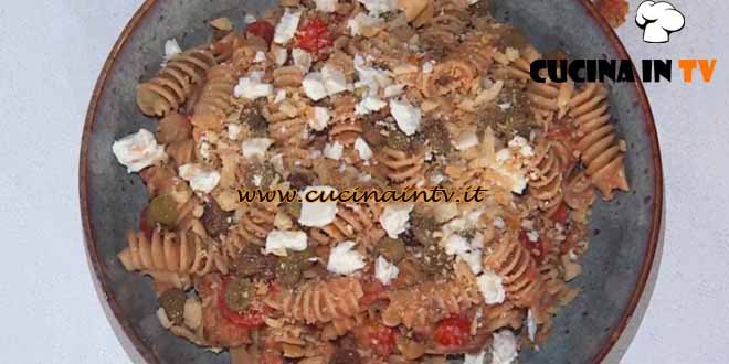 È sempre mezzogiorno | Pasta fredda alla mediterranea ricetta zia Cri