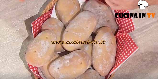 È sempre mezzogiorno | Patate di pane ricetta Fulvio Marino
