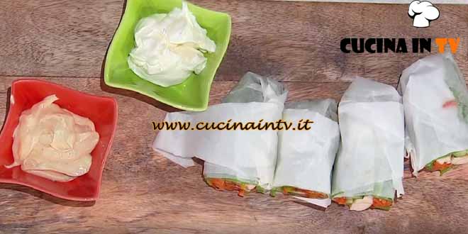 È sempre mezzogiorno | Roll di lattuga con verdure e pollo ricetta Francesca Marsetti