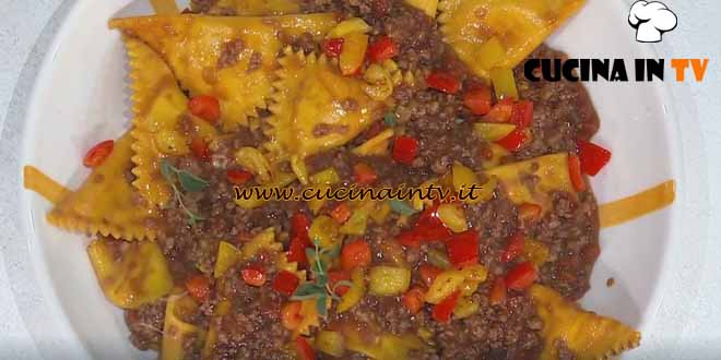È sempre mezzogiorno | Fazzoletti di pasta al ragù ricetta Mattia e Mauro Improta