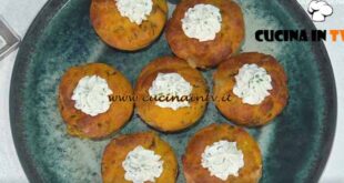 È sempre mezzogiorno | Muffin salati ricetta Daniele Persegani