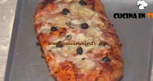 È sempre mezzogiorno | Pizza capricciosa di Halloween ricetta Fulvio Marino