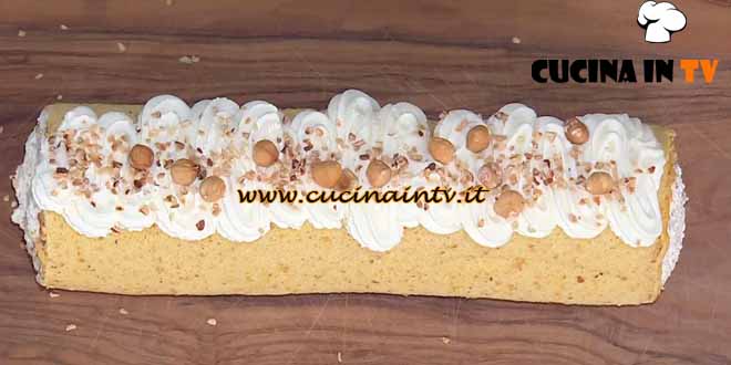 È sempre mezzogiorno | Rotolo di panna e nocciole ricetta Barbara De Nigris