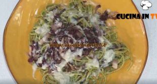 È sempre mezzogiorno | Spaghetti radicchio pesto e gorgonzola ricetta Valentina Scarnecchia