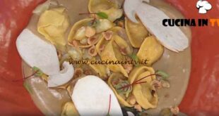 È sempre mezzogiorno | Tortelloni di patate ai funghi ricetta Fabio Potenzano